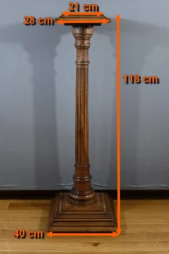 Colonne en Noyer, style Louis XVI – 1920