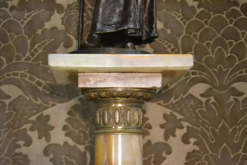 Colonne en onyx fin 19e siècle