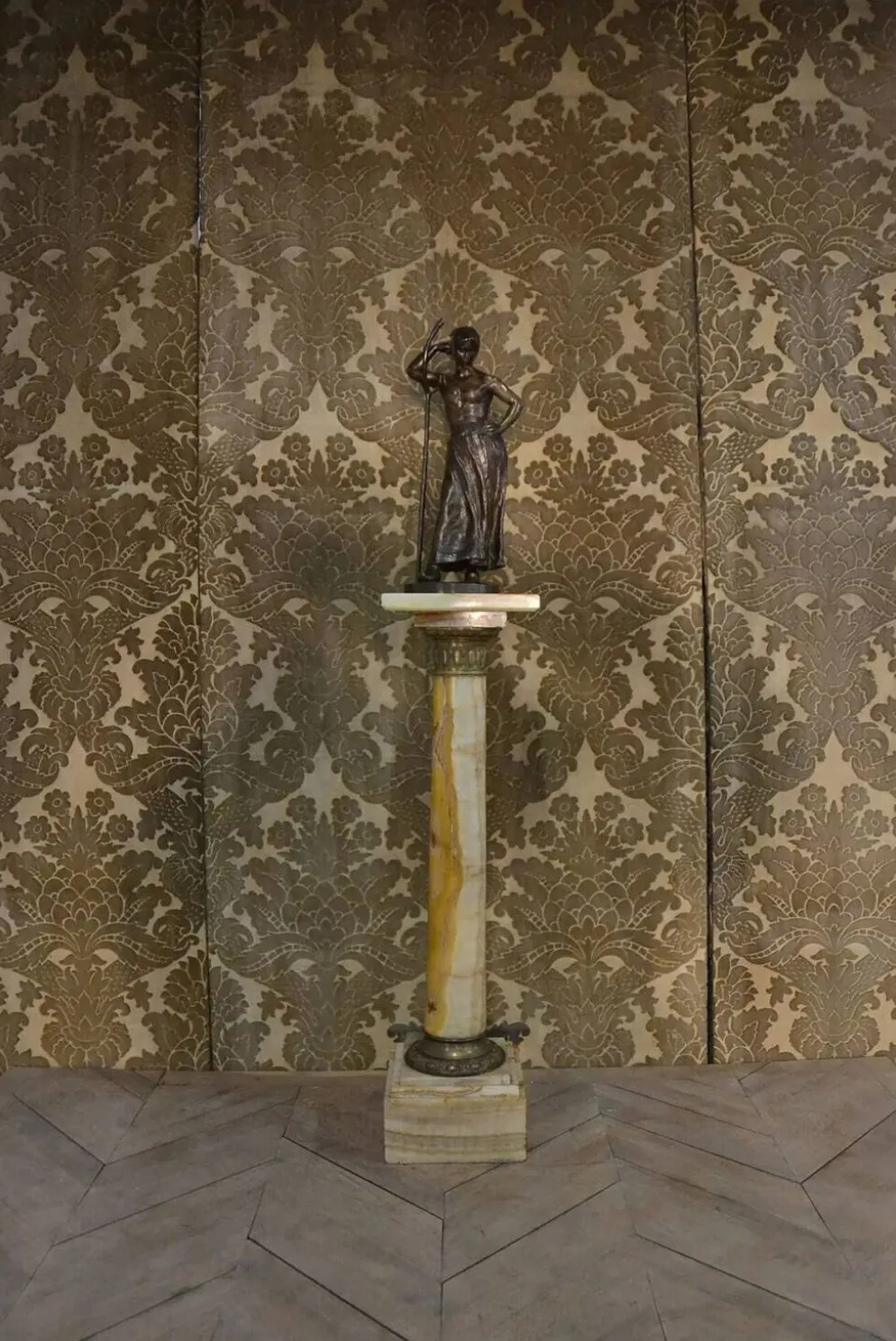 Colonne en onyx fin 19e siècle