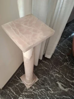 Colonne italienne en marbre rose, années 60