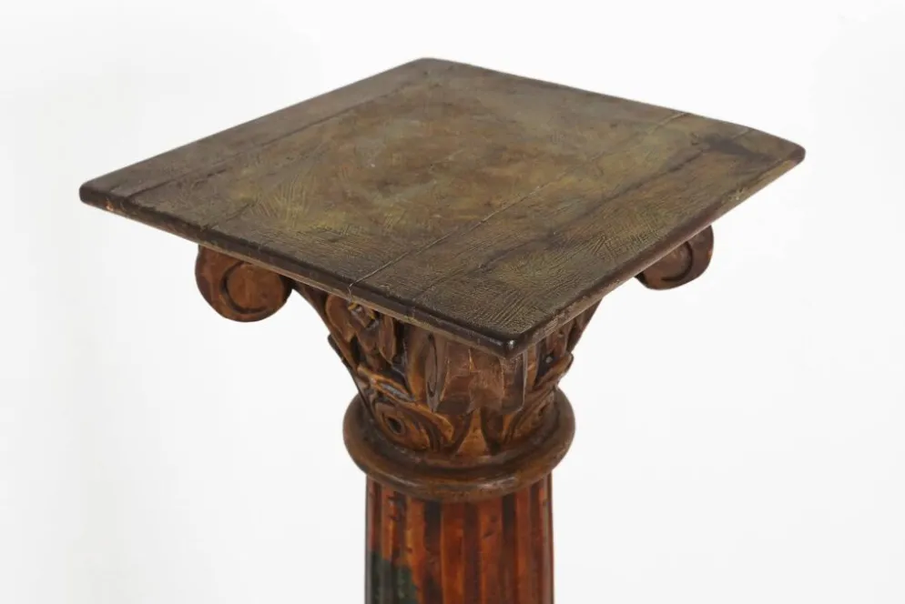 Colonne ou piédestal corinthien en bois sculpté ancien, France vers 1890