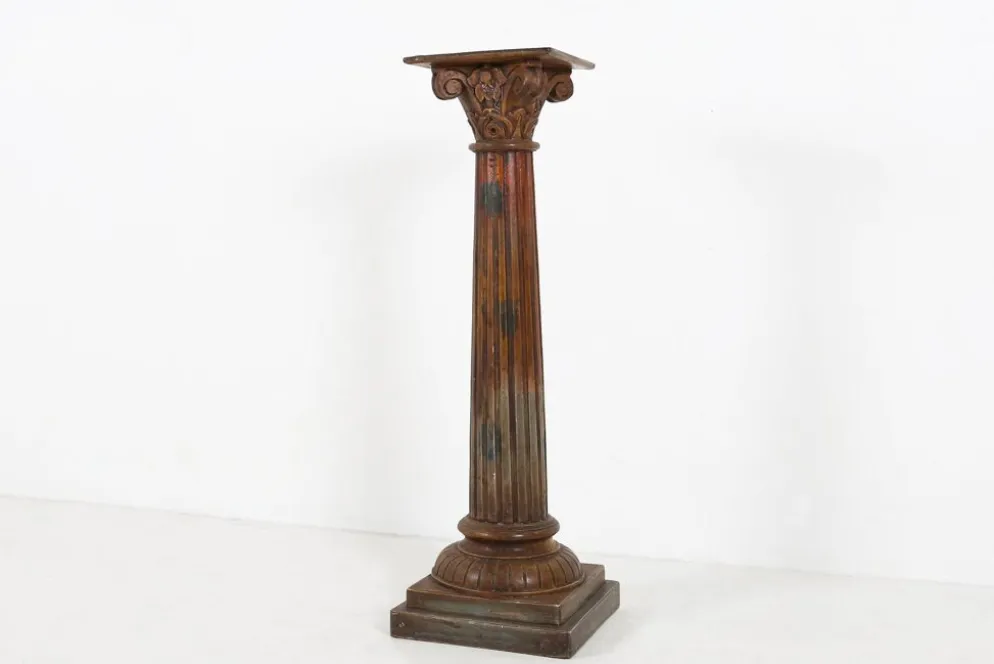 Colonne ou piédestal corinthien en bois sculpté ancien, France vers 1890