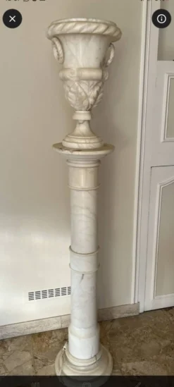 Colonne piédestal en albâtre XIXe