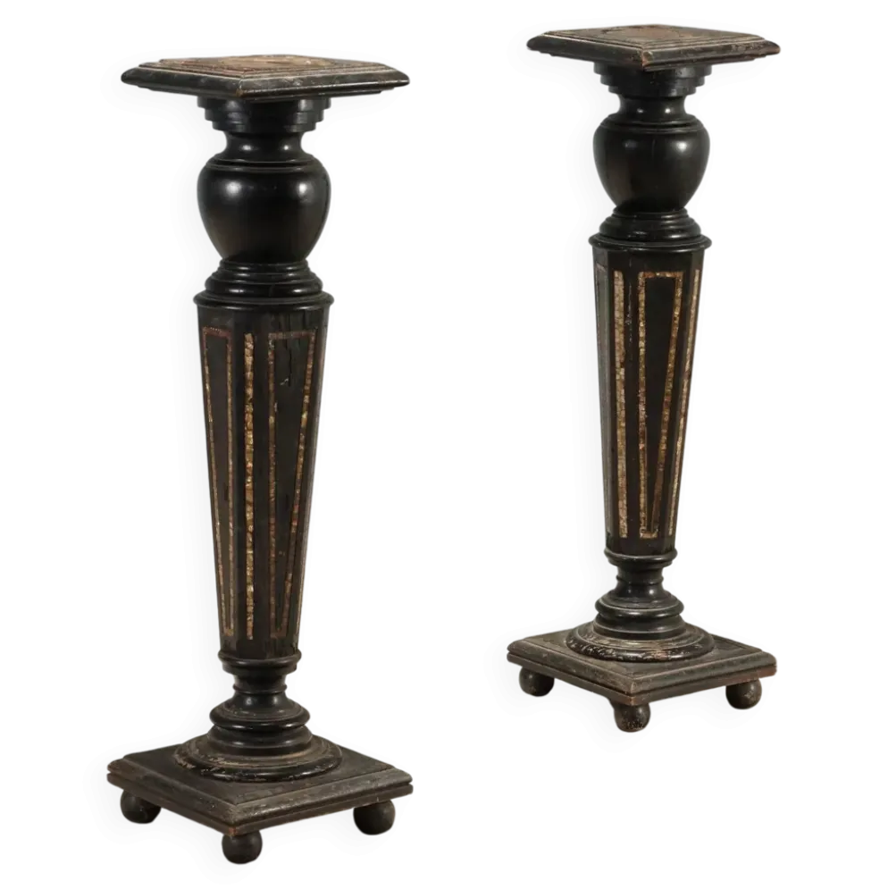 Colonnes anciennes en bois ébonisé et nacre, XIXe siècle