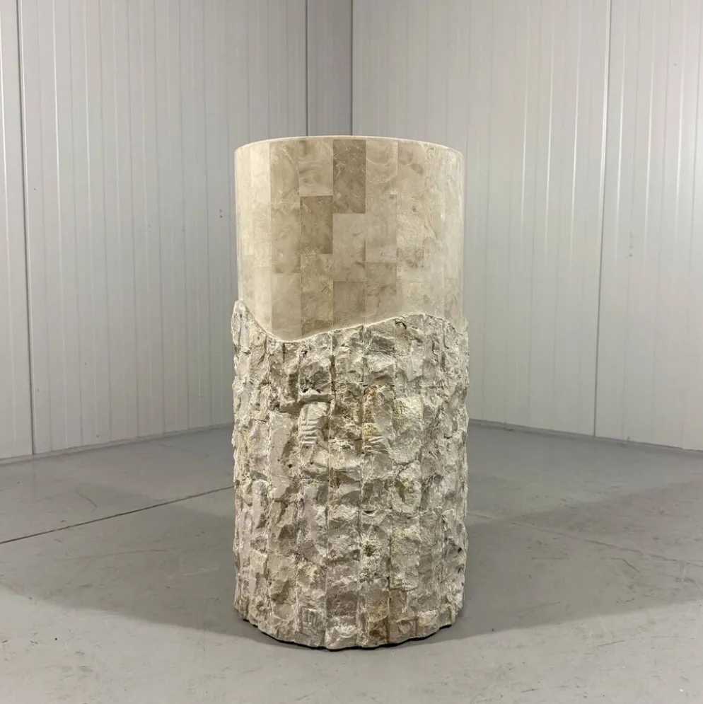 Colonnes et vase en pierre de travertin de Mactan, années 1980