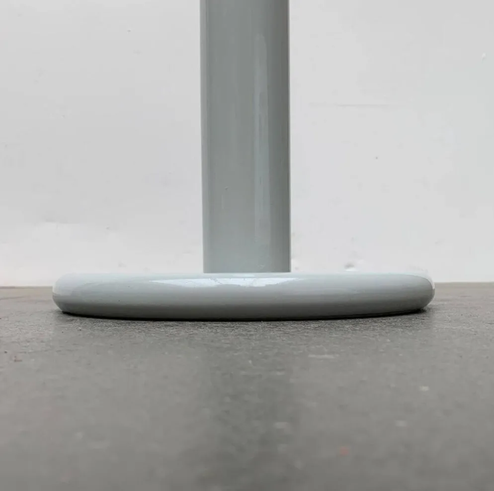 Colonne, table d'appoint space age en métal