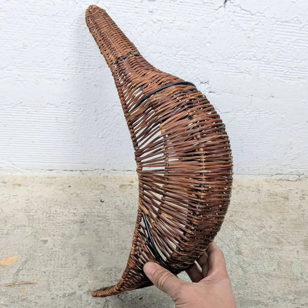 Corbeille "Chistera" en osier tressé
