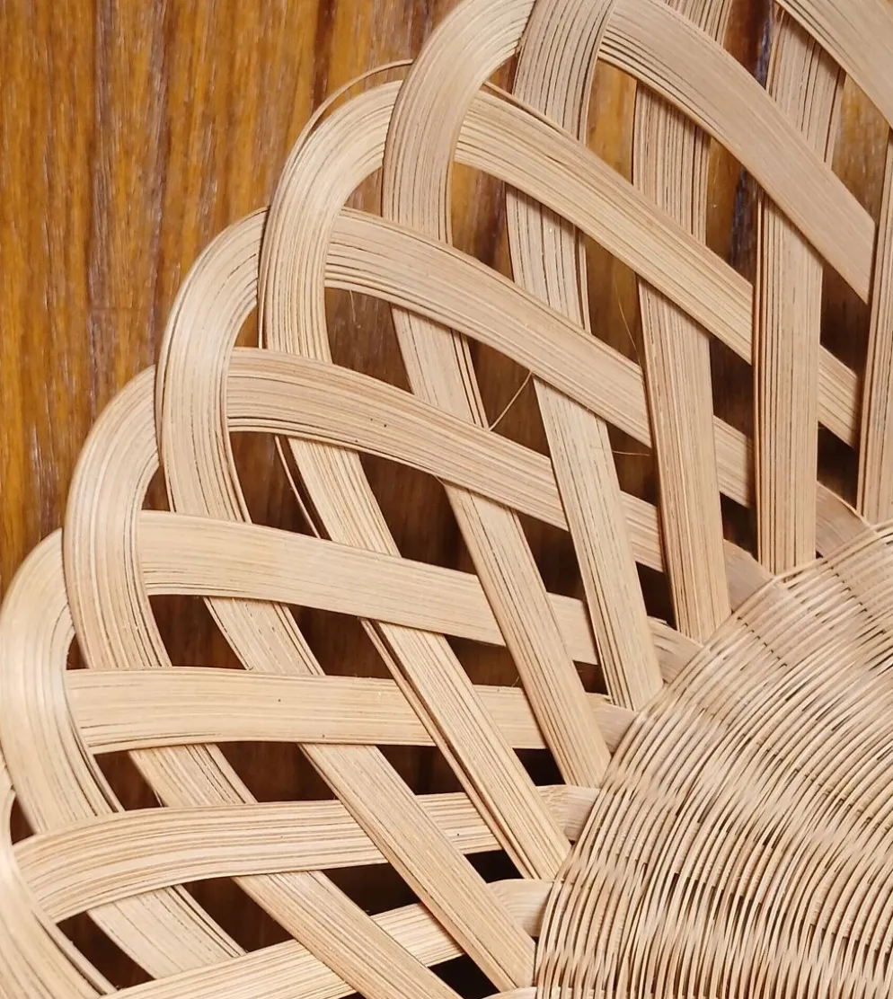 Corbeille en bambou naturel tressé & ajouré, fait main