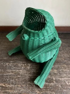 Corbeille grenouille en osier 1980