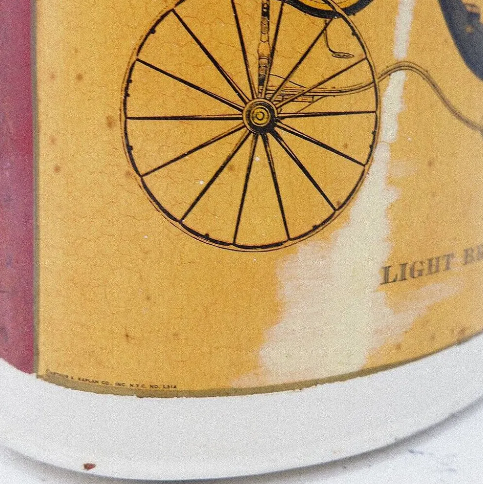 Corbeille à papier en métal "Light Brett" impression lithographique par Arthur A. Kaplan Co.