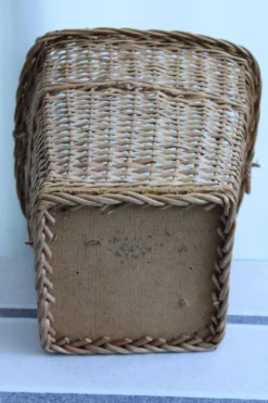 Corbeille à papier en osier