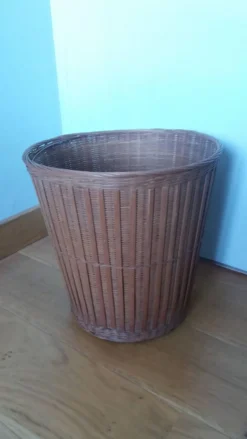 Corbeille à papier en rotin osier, panier ou cache pot