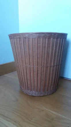 Corbeille à papier en rotin osier, panier ou cache pot