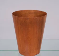 Corbeille à papier ronde en teck, Suède des années 1960