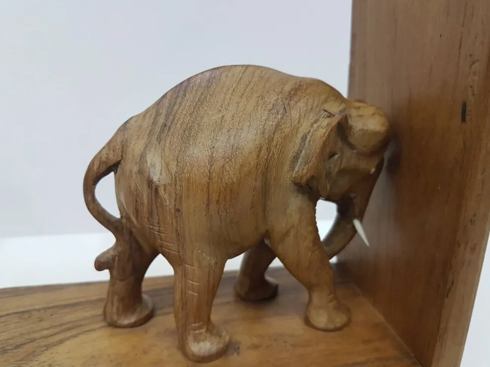 Coudières d'éléphant, années 1960.