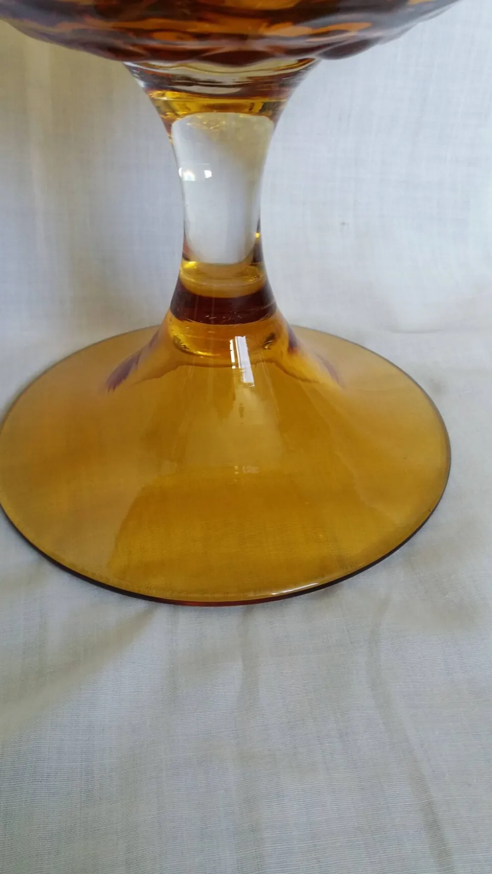 Coupe calice vase ballon sur pied XXL en verre ambré à relief bulles Empoli