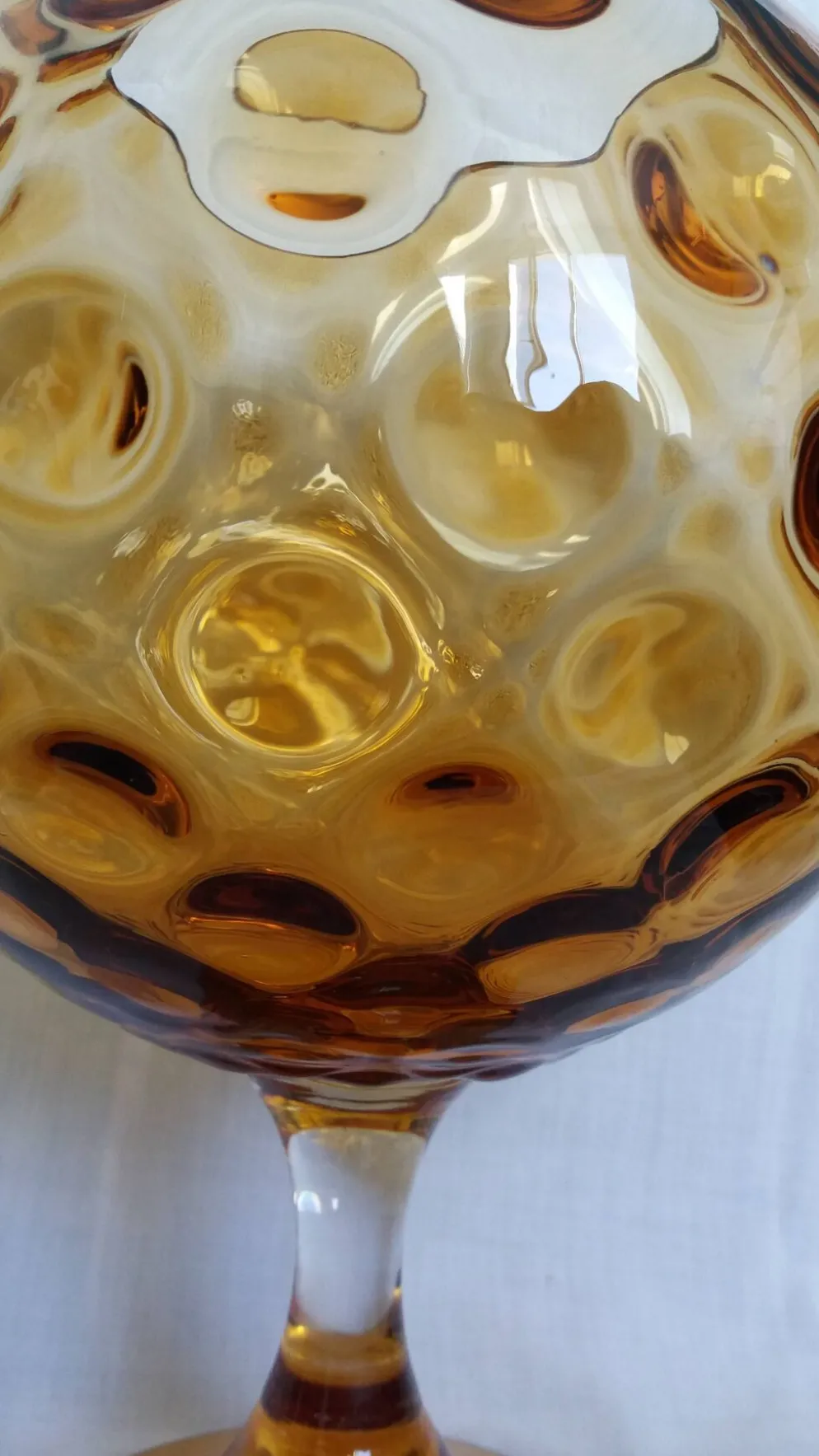 Coupe calice vase ballon sur pied XXL en verre ambré à relief bulles Empoli