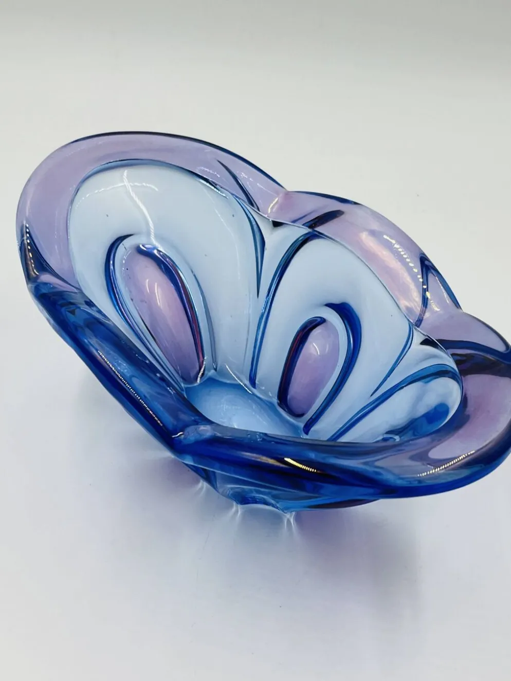 Coupe d'art en verre de Bohême Chribska