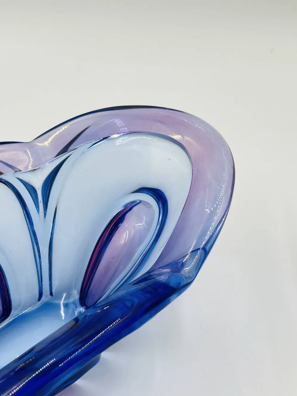 Coupe d'art en verre de Bohême Chribska