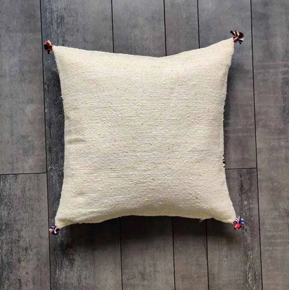 Coussin berbère jaune pâle en coton