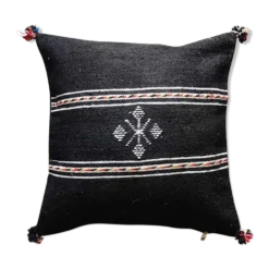 Coussin berbère noir à pompon en coton