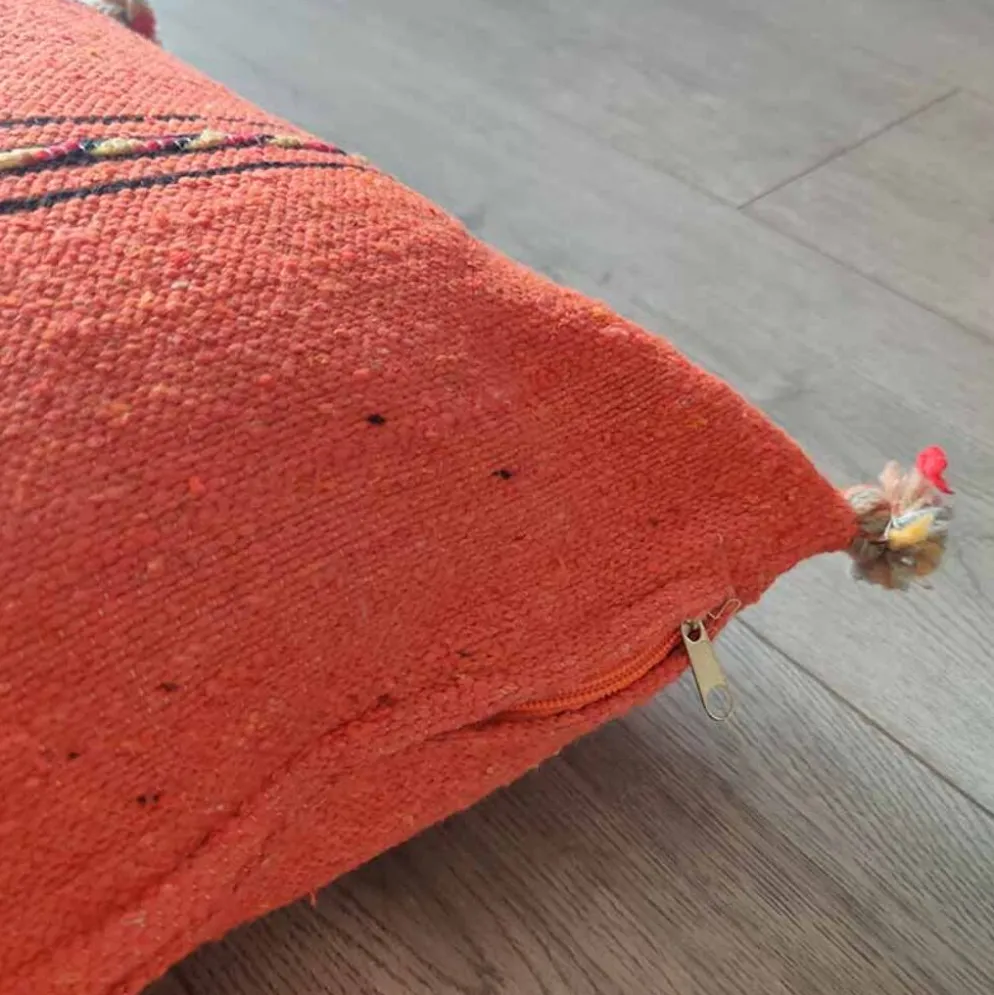 Coussin berbère orange fait main en coton