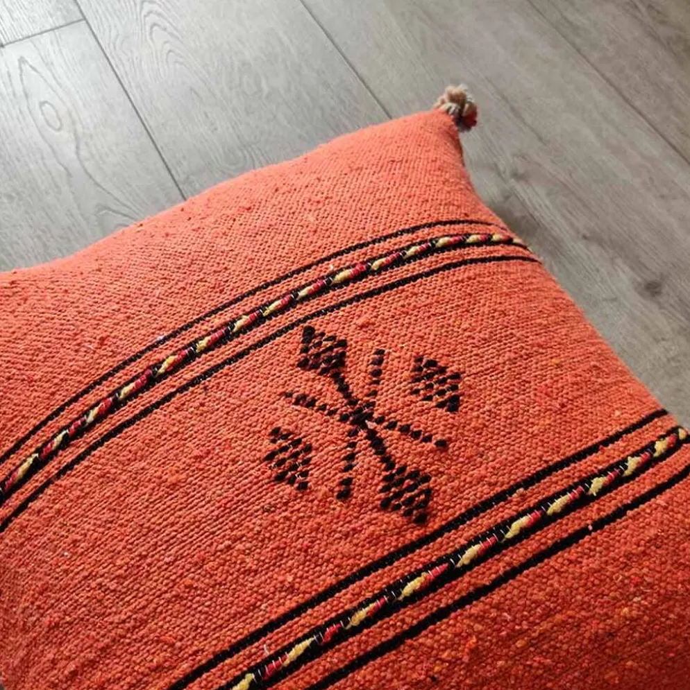 Coussin berbère orange fait main en coton