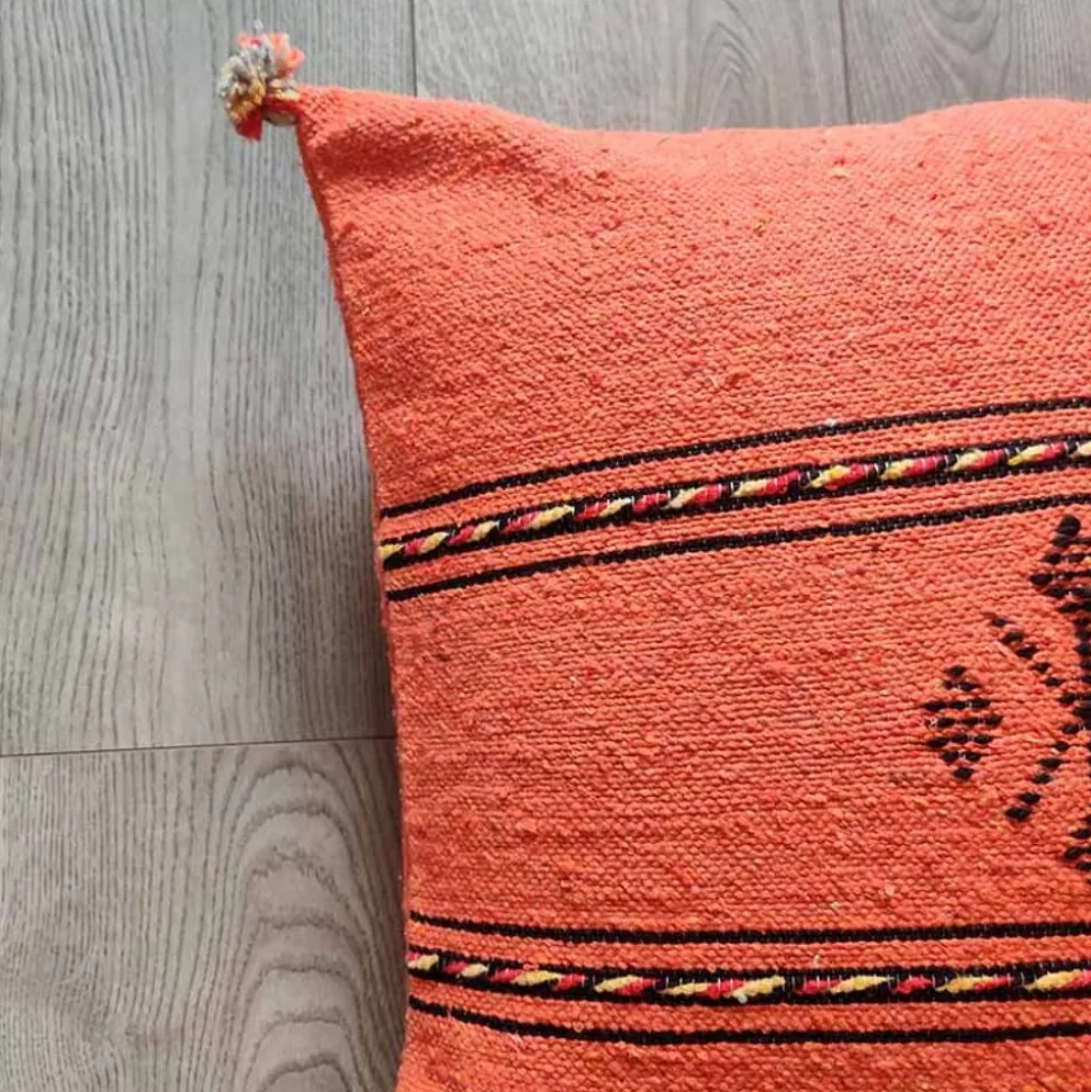 Coussin berbère orange fait main en coton