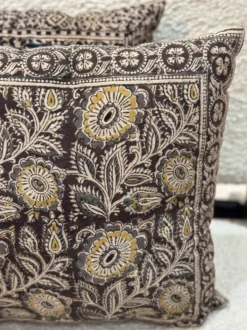 Coussin block print fleurs “jardin indien” - Brun/Jaune