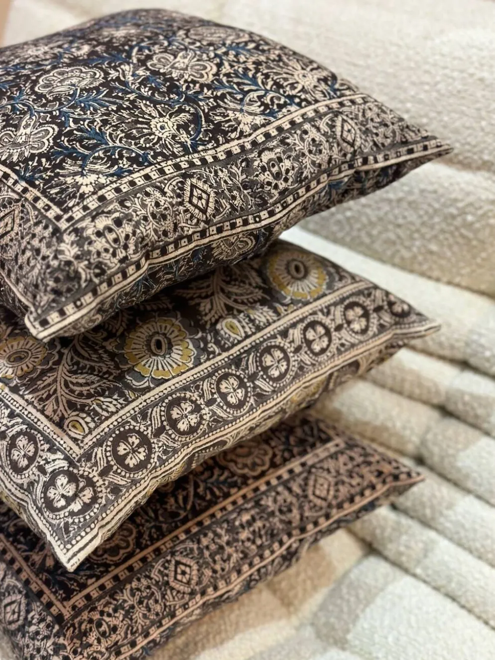 Coussin block print fleurs “jardin indien” - Brun/Jaune
