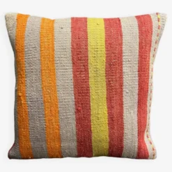 Coussin en kilim turc