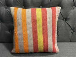 Coussin en kilim turc