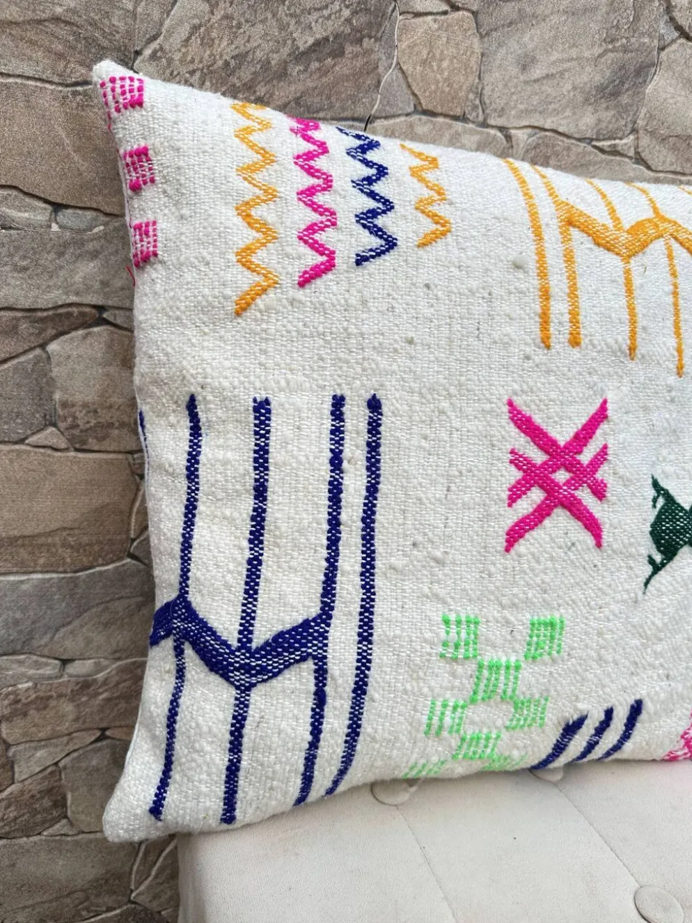 Coussin en laine berbère fait main : Coussin Kilim marocain (45x45cm)