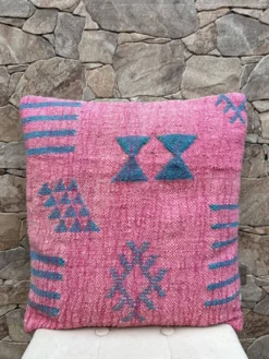 Coussin en laine berbère fait main : Coussin Kilim marocain (45x45cm)
