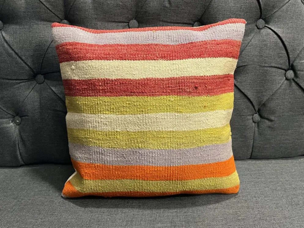 Coussin en laine turque à rayures