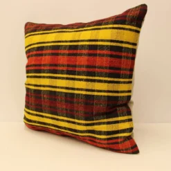 Coussin kilim, 60x60 cm, A-19