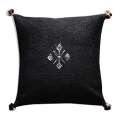 Coussin marocain noir à pompon en coton