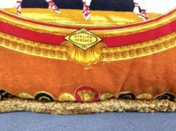 4 coussins Atelier Versace, Versace Home par Gianni Versace pour Versace Italie, années 1990
