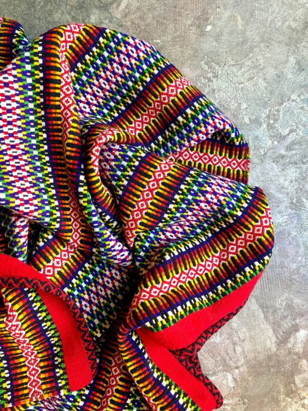 Couverture, plaid en laine Necil