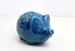 Céramique zoomorphe, Cochon Tirelire en céramique bleue de Rimini, Italie 1970