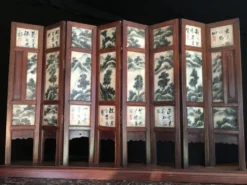 Écran chinois scène de genre sur albâtre