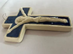 Croix céramique