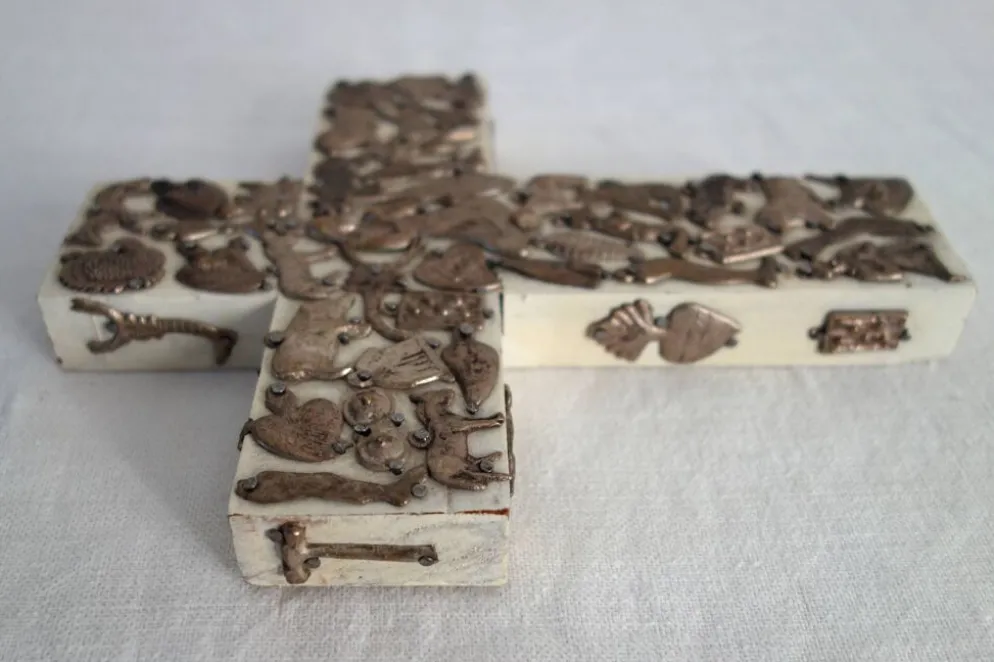Croix Milagro par Estela Ogazon Art folklorique religieux, Mexique