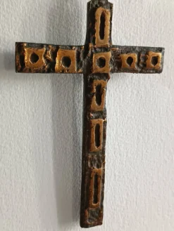 Croix murale en bronze Alfieri Gardone pour Jacques Lauterbach 1960