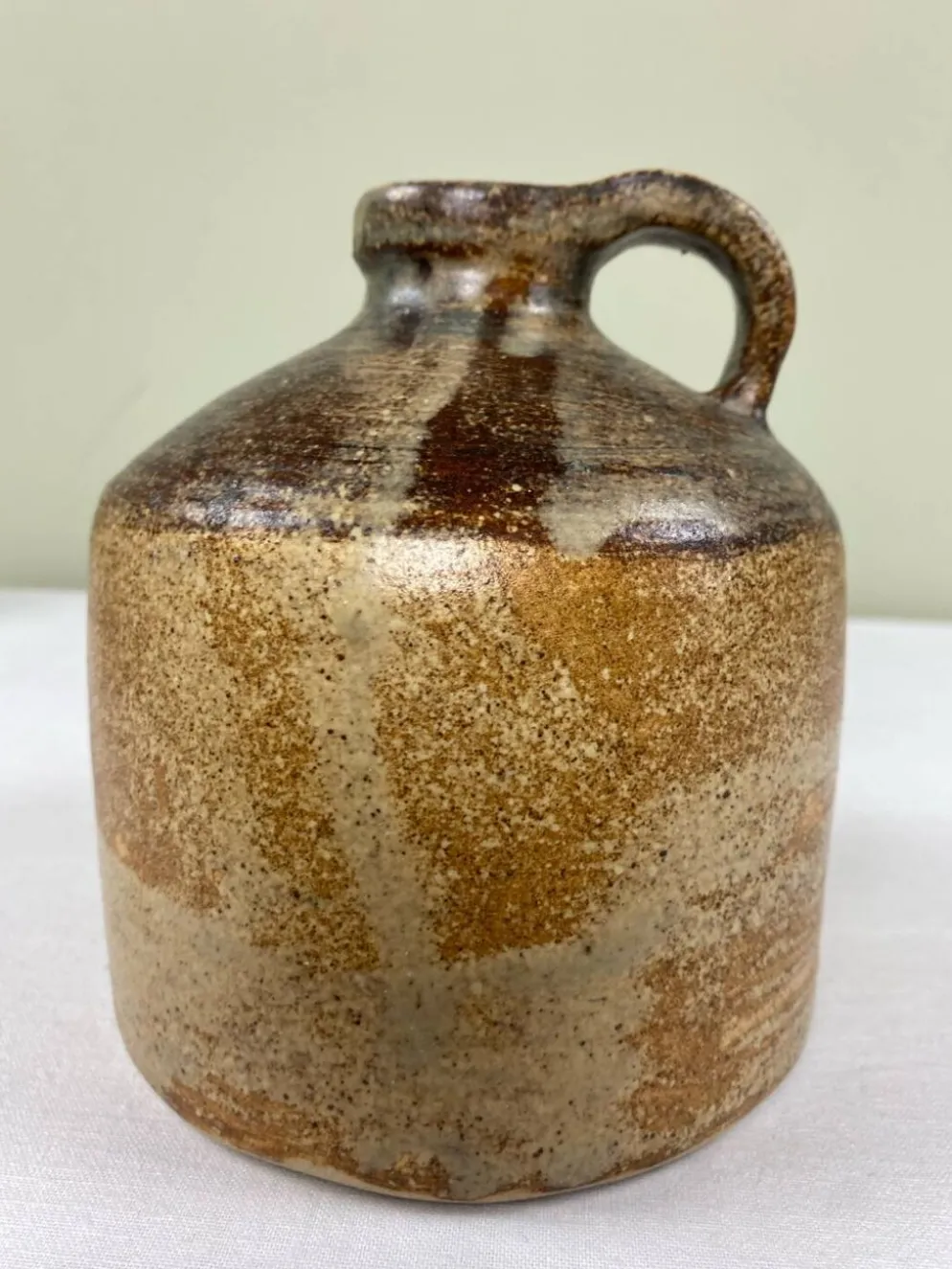 Cruche en grès vernissé