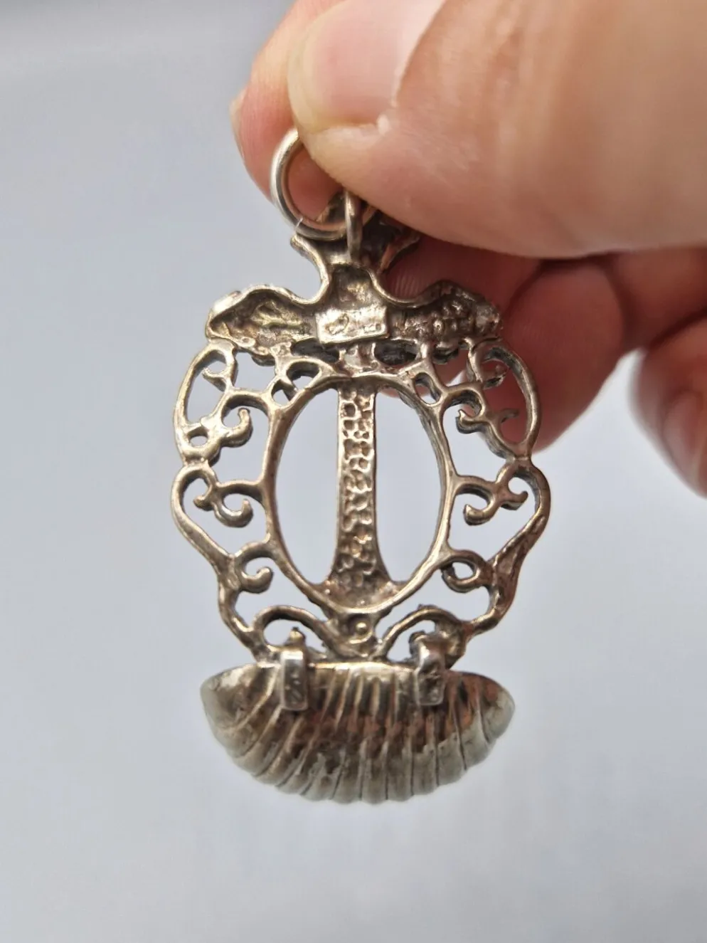 Cuillère coquille en argent 800 religieuse Italie Padoue années 1950