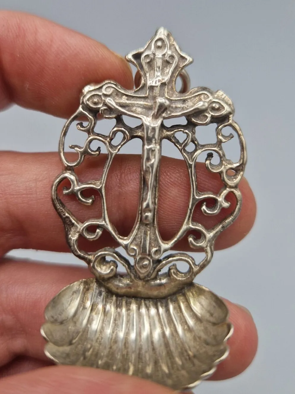 Cuillère coquille en argent 800 religieuse Italie Padoue années 1950