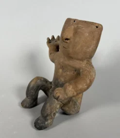 Culture Quimbaya, Colombie circa 500-1500 apr. J-C. Sculpture d'un chef