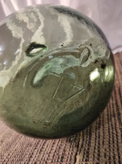 Dame jeanne ancienne verre fumé vert