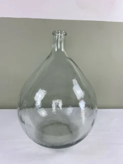 Dame Jeanne transparente